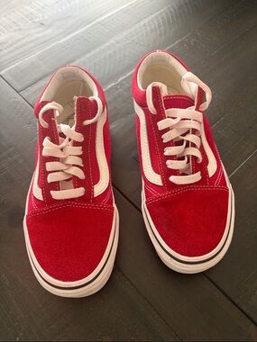 Vans Old School Racing Red 
Unisex size 4